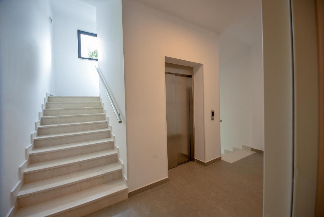 Pine 1 Apartment In The Center Trebinje Buitenkant foto