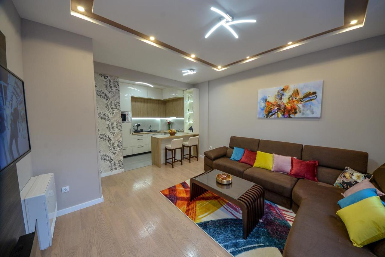 Pine 1 Apartment In The Center Trebinje Buitenkant foto