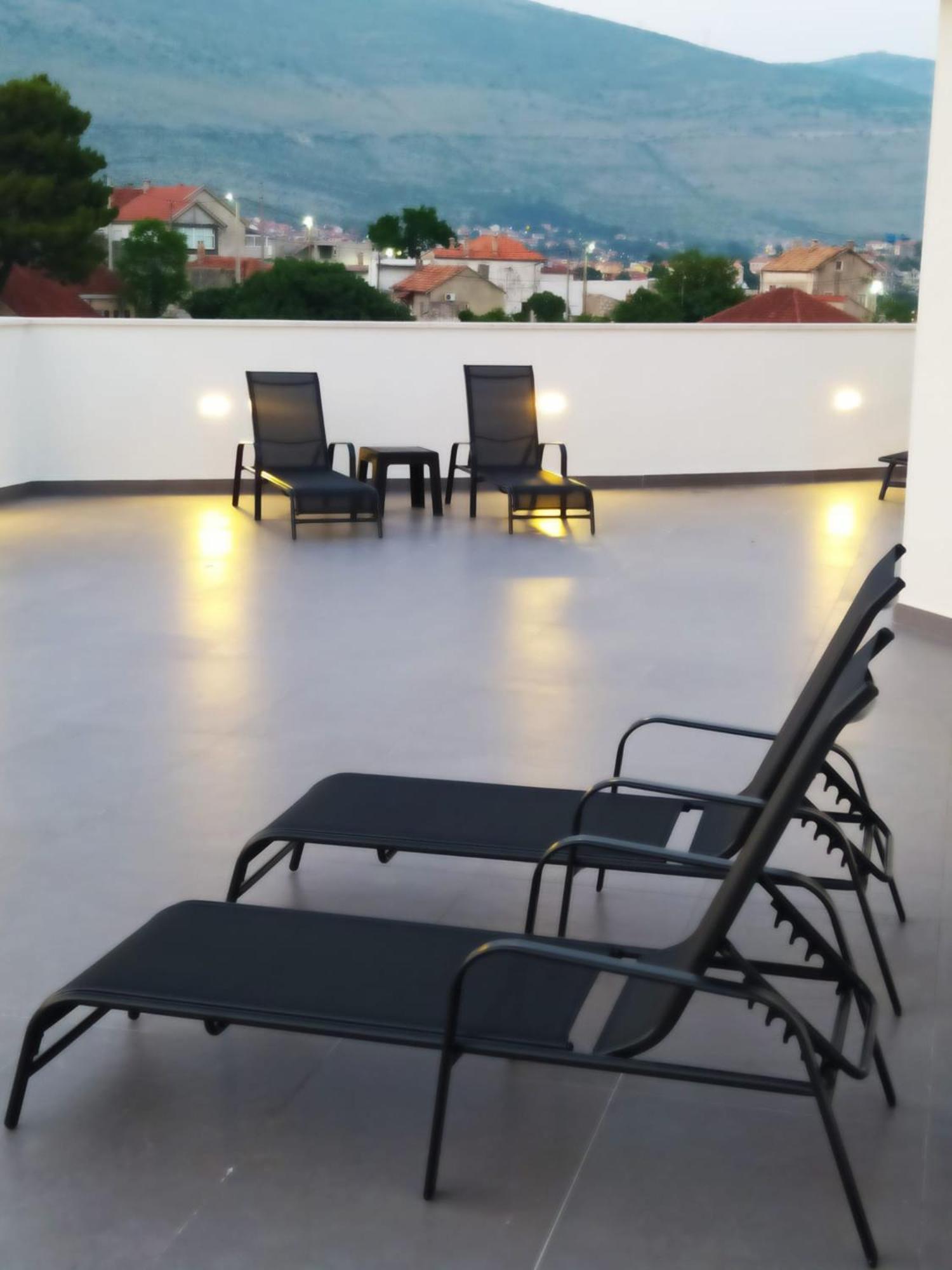 Pine 1 Apartment In The Center Trebinje Buitenkant foto
